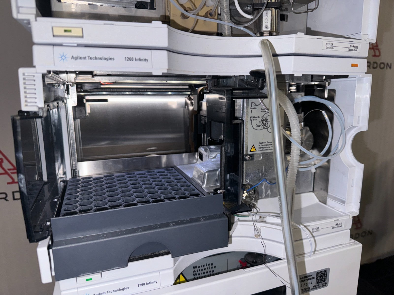 Agilent 1260 INFINITY HPLC System Pump Autosampler Detector Column Oven  #17314